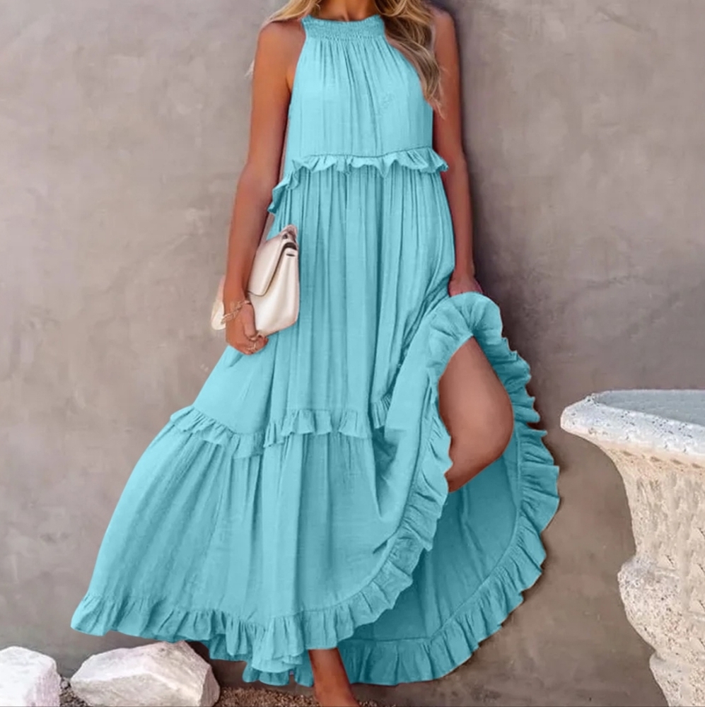 Green Ruffled Sleeveless Tiered Maxi Dress with Pockets - Picture 12 of 13